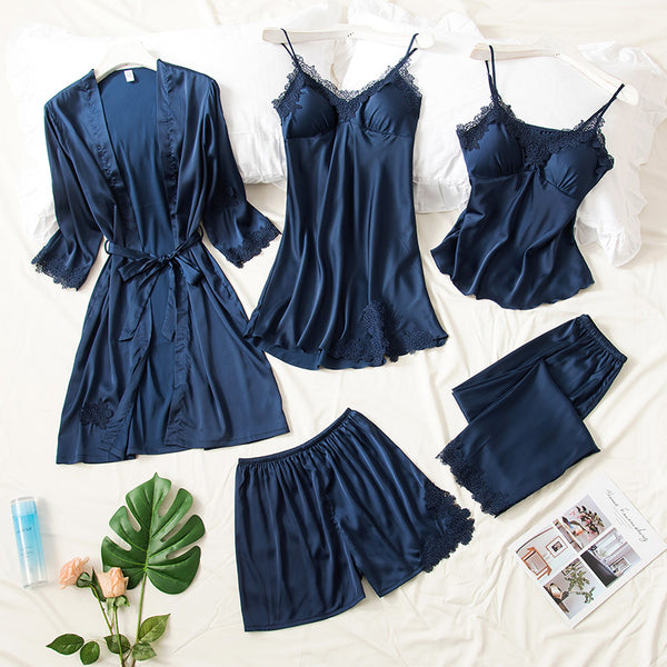 Women's Fashion